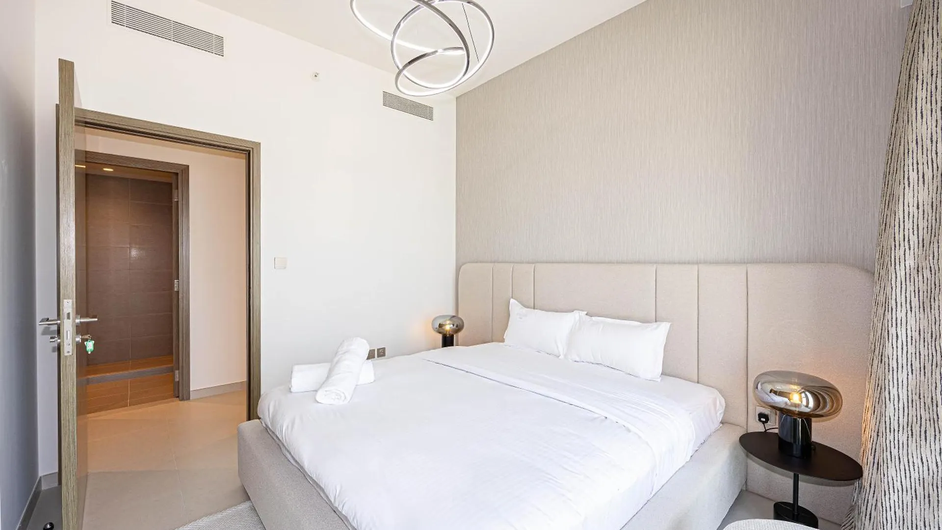 두바이 3Br Burj & Fountain View, High Floor Burj Royale Downtown 아파트 아랍에미리트
